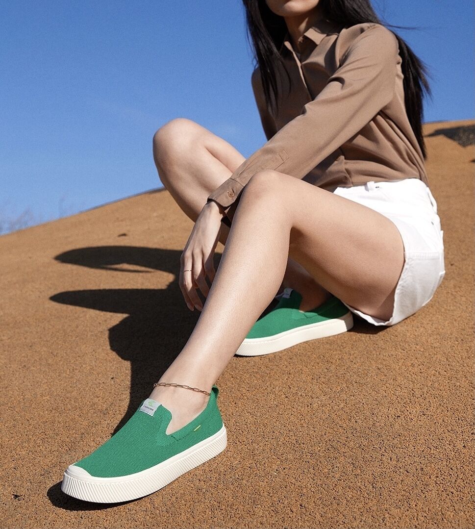 Cariuma. €109. Cariuma.com