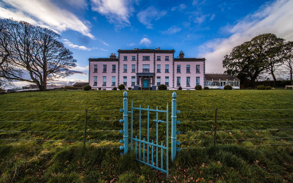 Longueville House