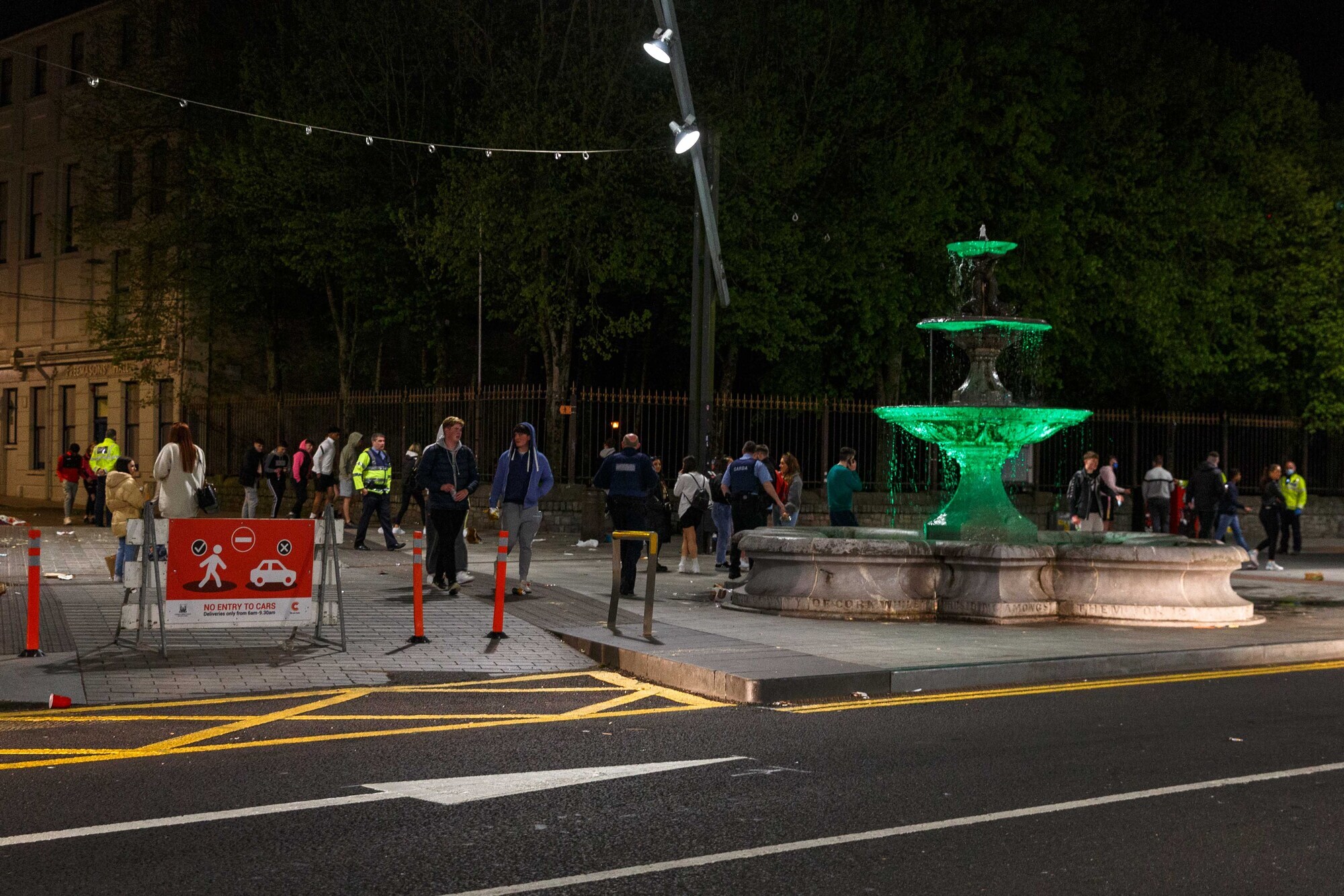Multiple arrests in Cork City as hundreds of teens gather