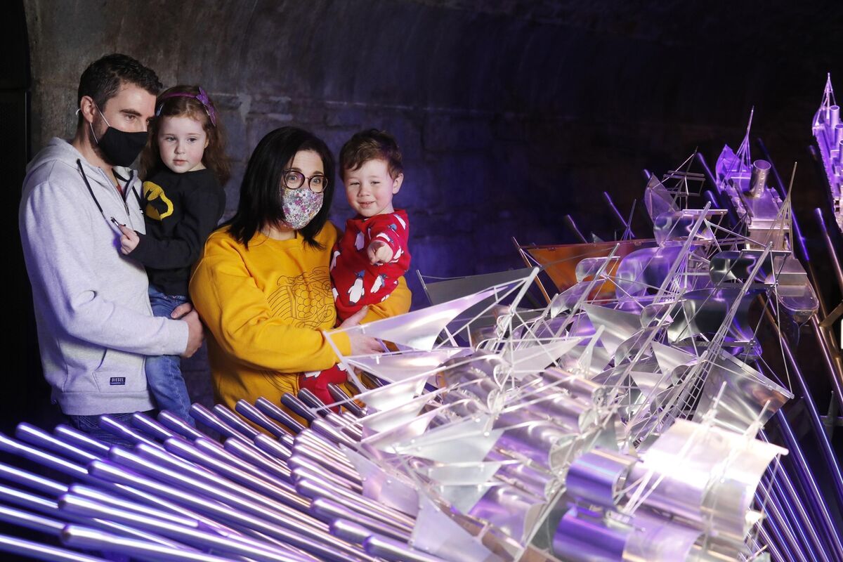 Jason and Triona Gunning with their children Caoimhe, 4, and Luke, 2, walk around the EPIC museum in CHQ Dublin. Picture: Leon Farrell/Photocall Ireland Jason and Triona Gunning with their children Caoimhe, 4, and Luke, 2, walk around the EPIC museum in CHQ Dublin. Picture: Leon Farrell/Photocall Ireland