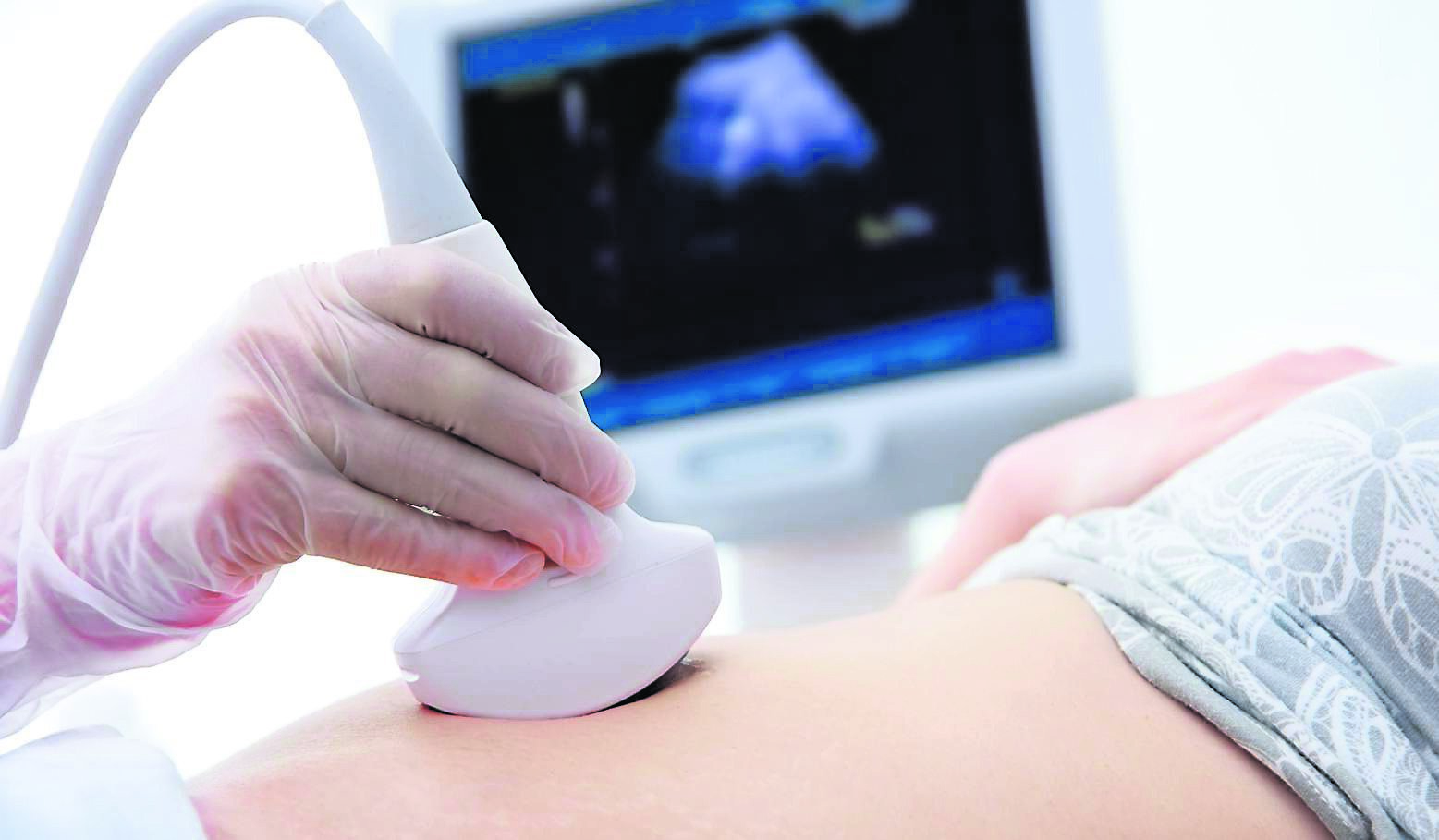 Donnelly: 14 of 19 maternity units allowing partners attend antenatal appointments