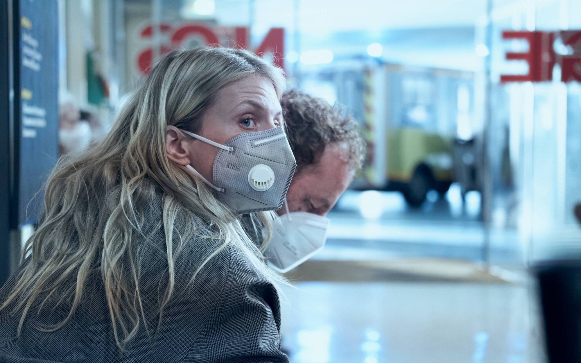 Mélanie Laurent in Oxygen