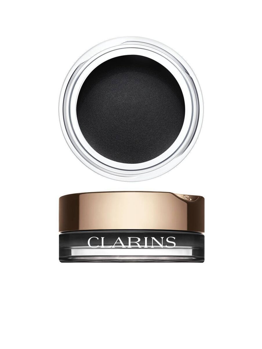 Clarins Velvet Shadow in Women in Black, €24 at Clarins.ie