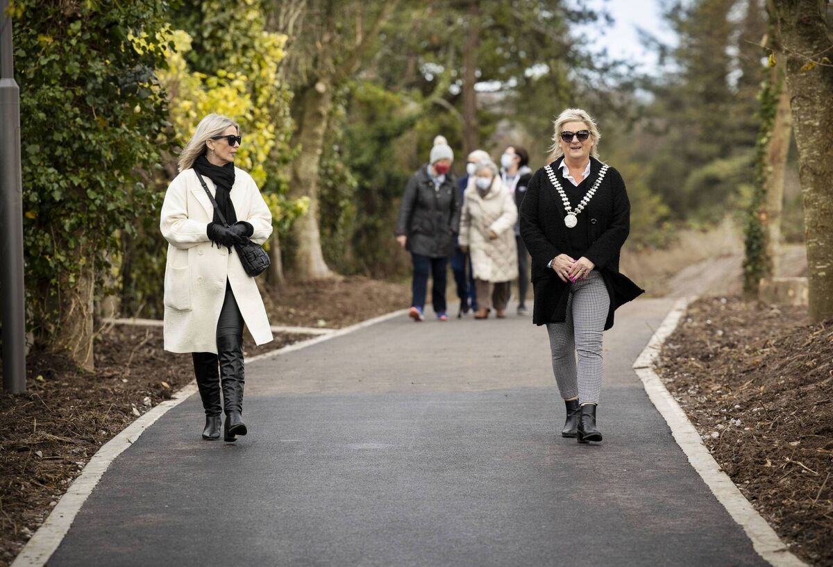 Mayor of the County of Cork, Cllr Mary Linehan Foley walking the pontoon walkway. Mayor of the County of Cork, Cllr Mary Linehan Foley walking the pontoon walkway.