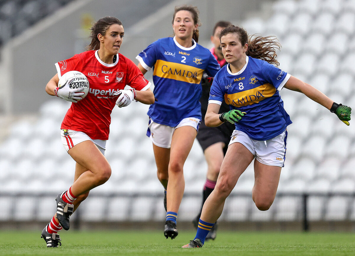 Cork's Erika O'Shea and Anna Rose Kennedy of Tipperary. Picture: 