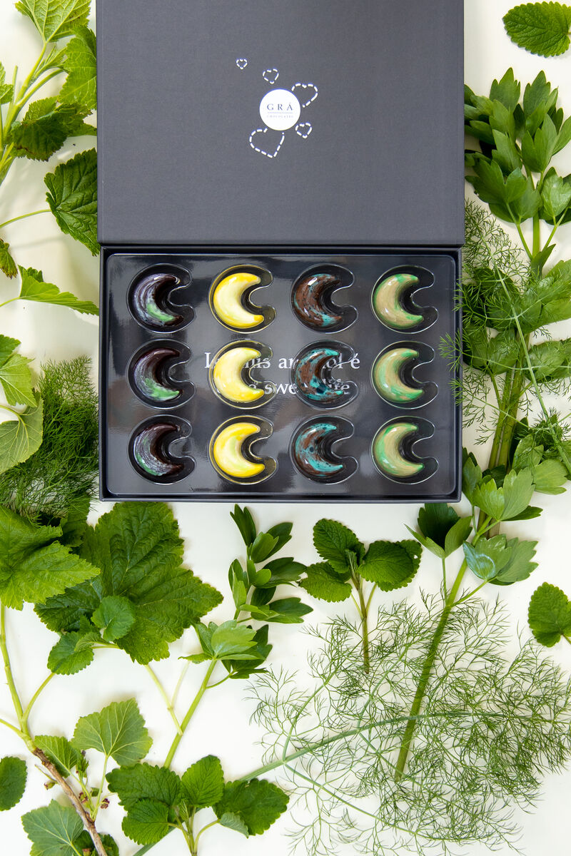 Chocolatier and pastry chef Gráinne Mullins’ new limited edition range of Herbalicious hand produced and painted chocolates Chocolatier and pastry chef Gráinne Mullins’ new limited edition range of Herbalicious hand produced and painted chocolates