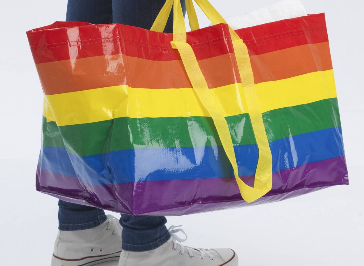 The Storstomma bag comes in two sizes, with proceeds going to LGBTQ+ initiatives.
