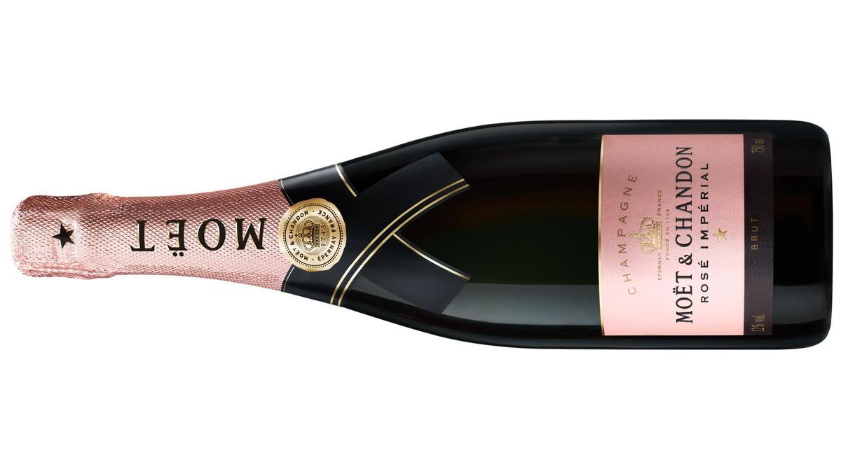 Moët et Chandon Rosé Impérial Champagne, France — €62.99