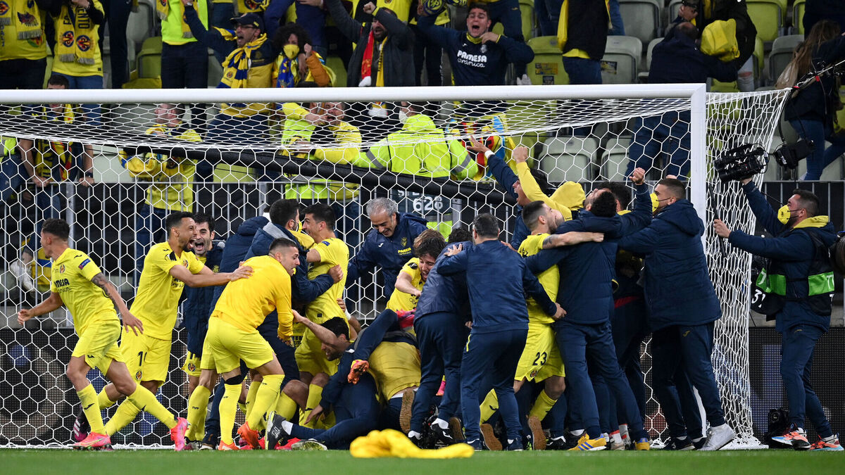 Villarreal goalie Rulli scores and saves crucial penalties to decide Europa League final after incredible shoot-out drama