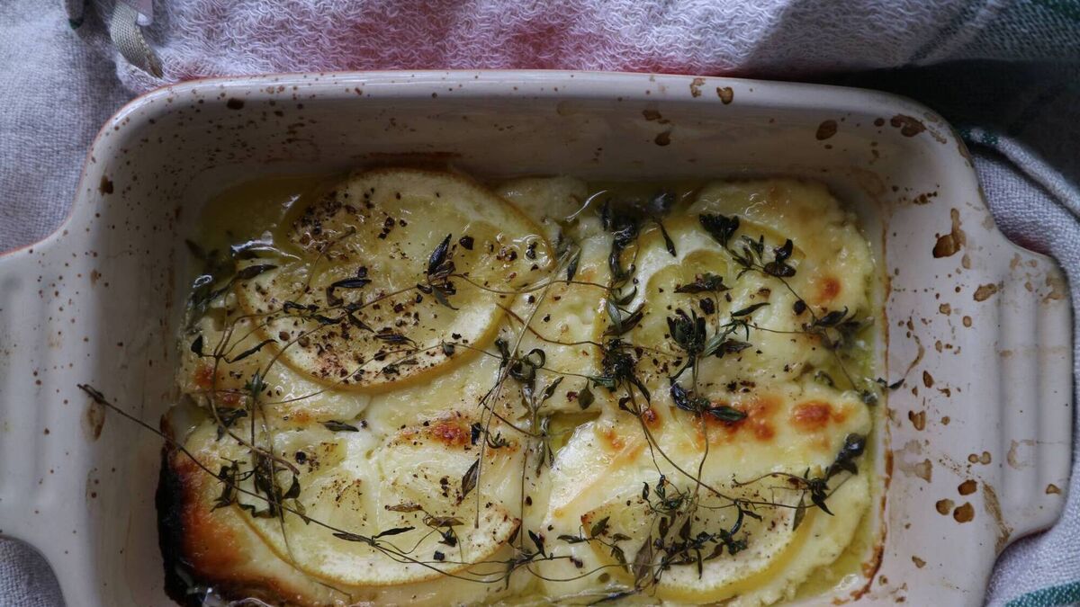 Baked Halloumi with lemon