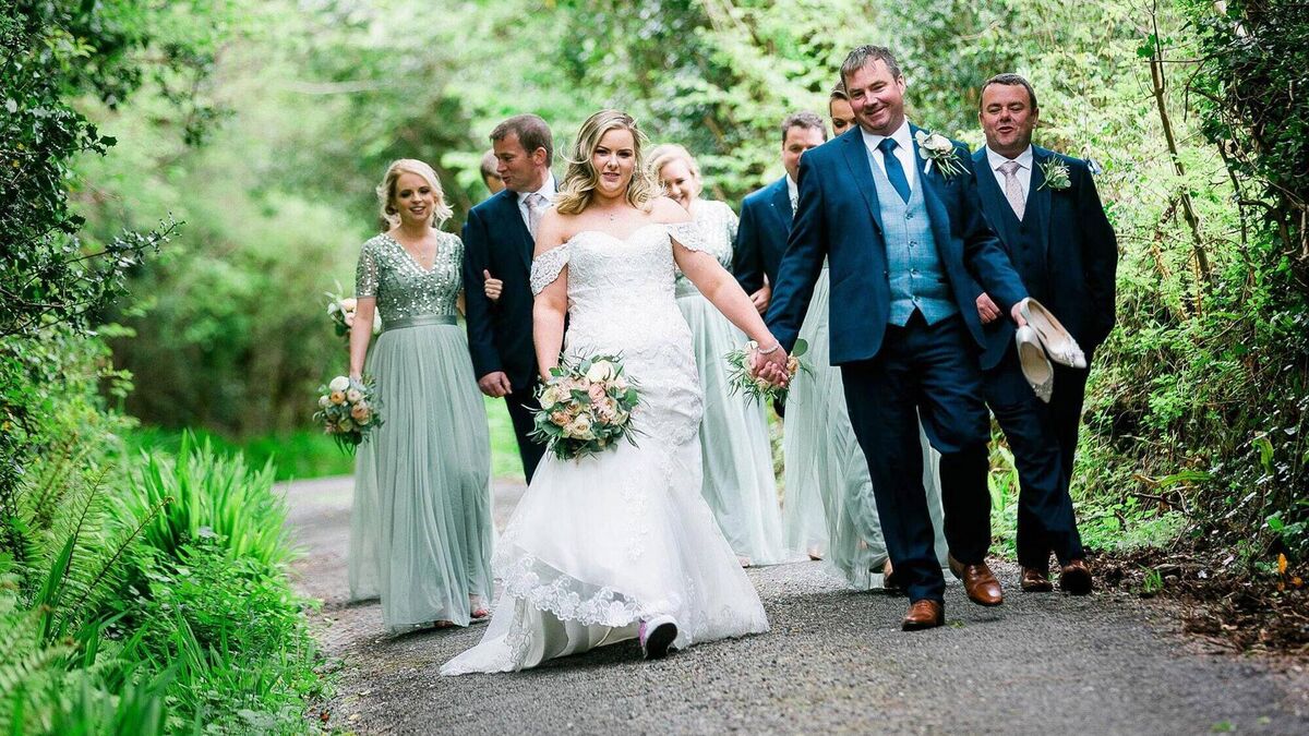 Wedding of the Week: Welcoming bonfires and a chic summer soirée at Bantry Bay - Vimarsana News