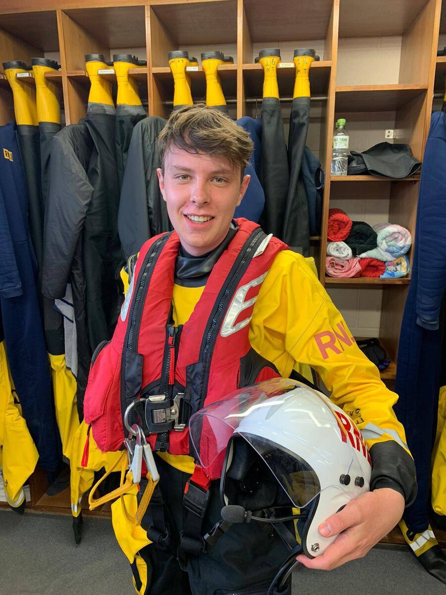 David Carter saw the exhausted casualty being repeatedly swept back off the rocks. 