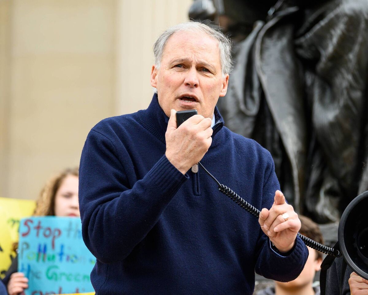 Governor Jay Inslee of Washington state announced a “shot of a lifetime” state lottery for getting a vaccine. Governor Jay Inslee of Washington state announced a “shot of a lifetime” state lottery for getting a vaccine.