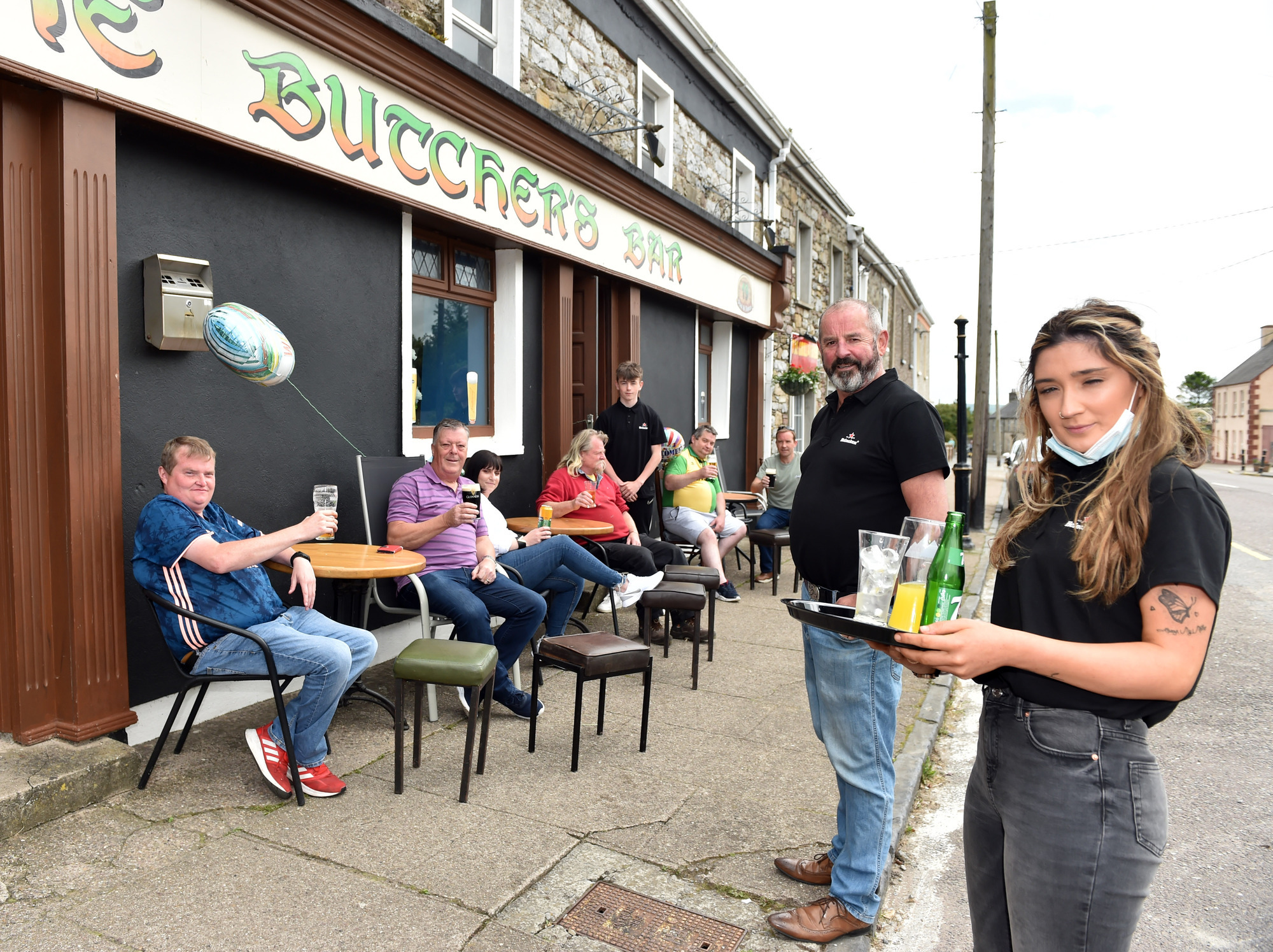 In Pictures: Cork tipplers soak up sun and tasty pints 
