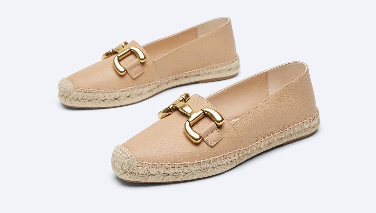 Leather Espadrilles, €119, Uterque