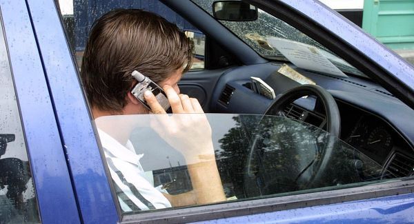 Children and mobiles the leading distractions for drivers