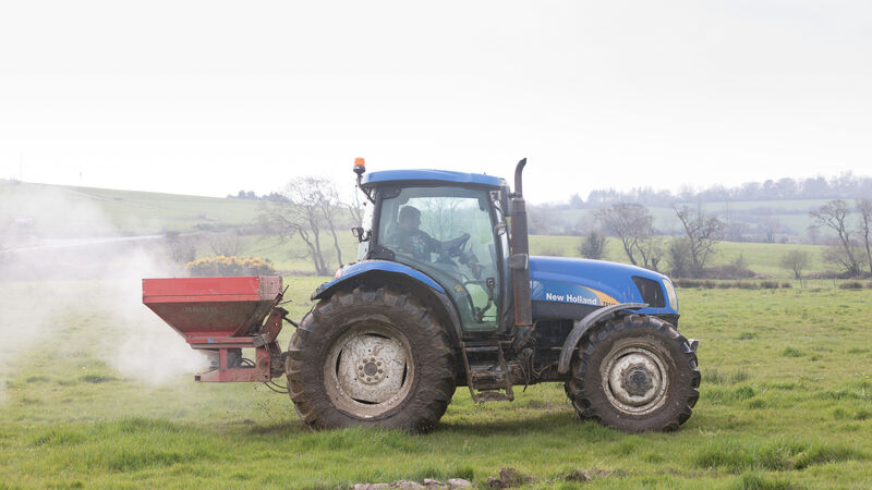 Spreading lime? Ideal time when grass covers are low