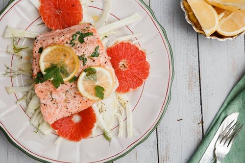 Roasted salmon with fennel and blood orange