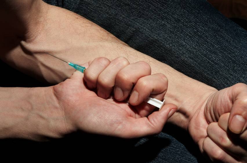 Injection centre near primary school expects to serve 100 drug users a day, court told