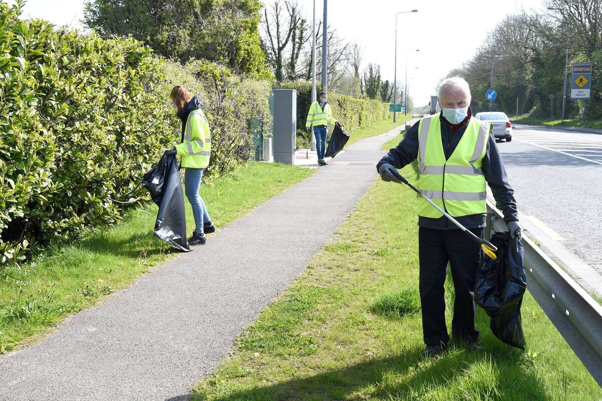 Staff at BioMarin take the lead on local engagement projects, notably the upkeep of Shanbally village roundabout and surrounds. BioMarin also hosts a bee pollinator project to support biodiversity.