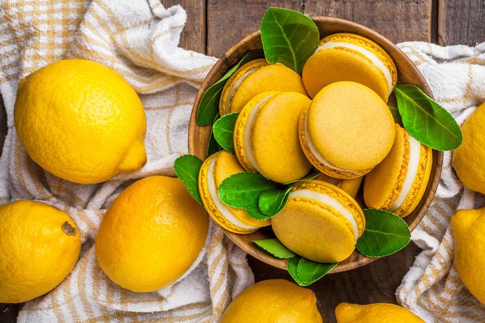 Macaroon lemon posset