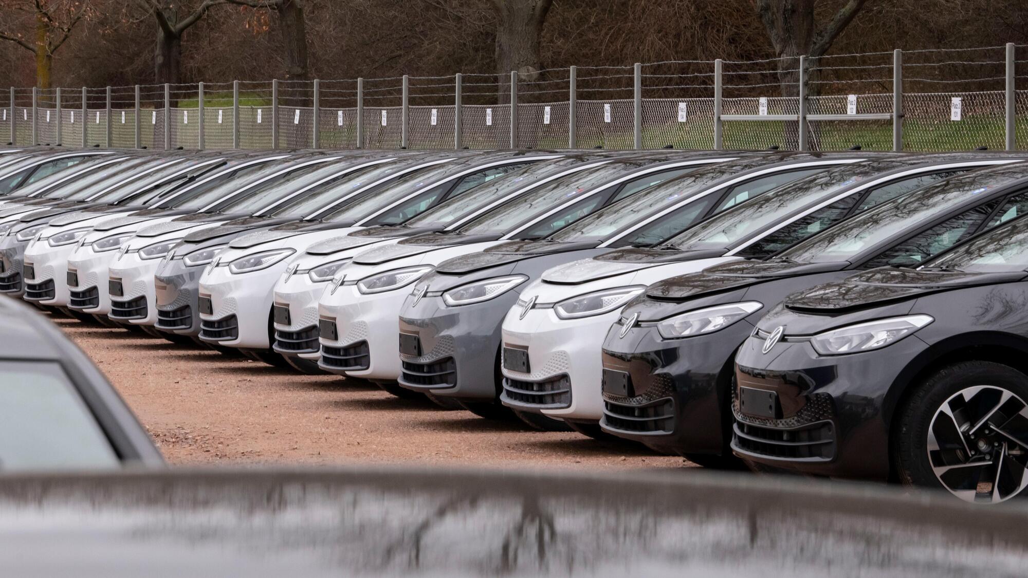 VW gears up for electric cars in US to tap Biden's $174bn plan   