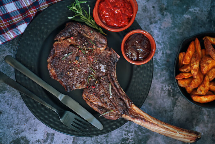 Tomahawk steak