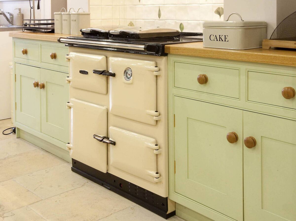 A legendary vintage charmer. Rayburn cookers and central heating boiler stoves for solid fuel and wood start from €5,695 on offer, waterfordstanely.com