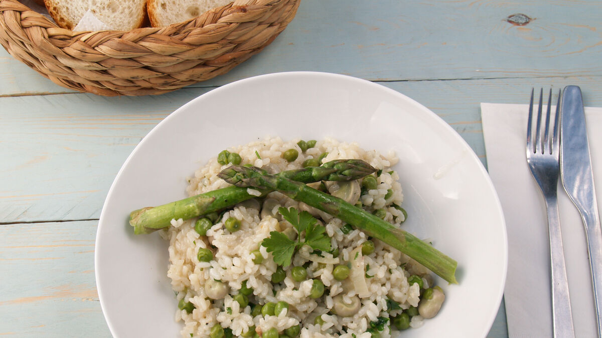 Risotto with broad beans, peas, asparagus and sugar snaps