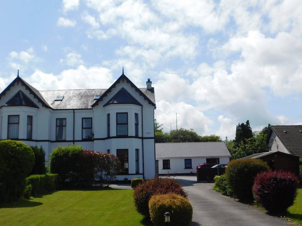 1 & 1A Prospect Villas in Crosshaven has magnificent views out across the water towards Currabinny.