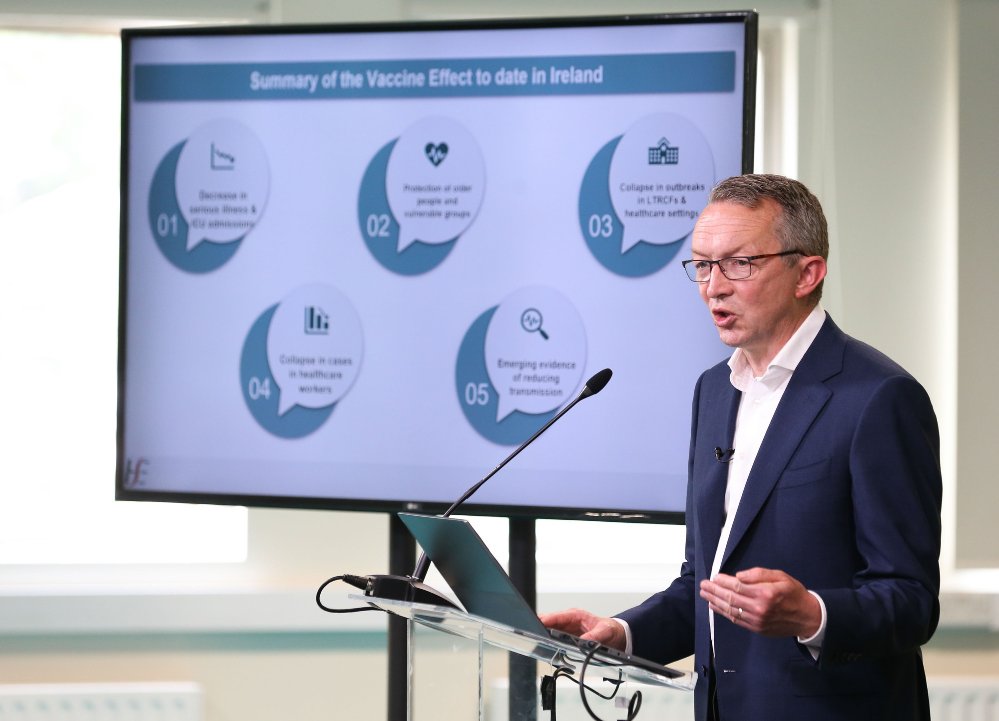 HSE Chief Clinical Officer, Dr Colm Henry says that this is the wrong approach to take. Picture: Sasko Lazarov / Photocall Ireland