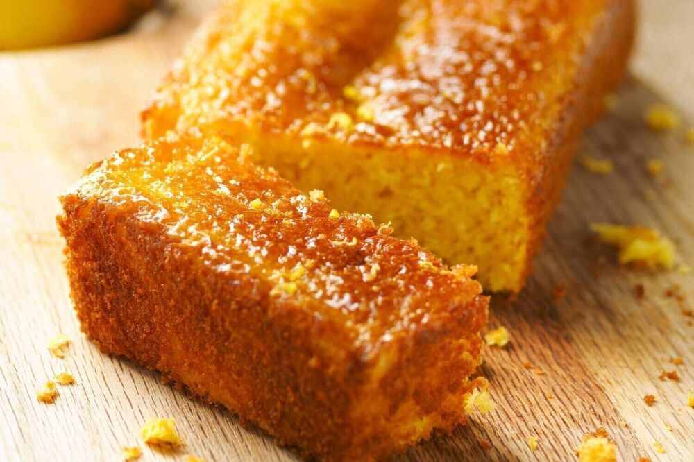 Lemon drizzle cake