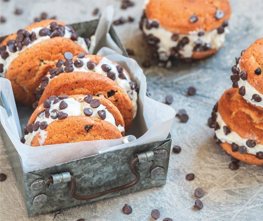 Children will love to help make these ice cream sandwiches. 
