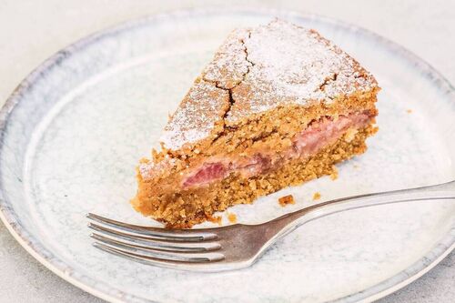 Indy Power's strawberry vanilla cake