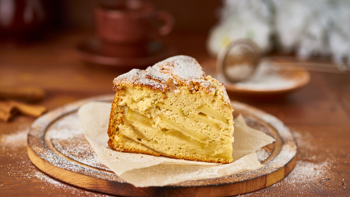 Traditional Kerry Apple cake