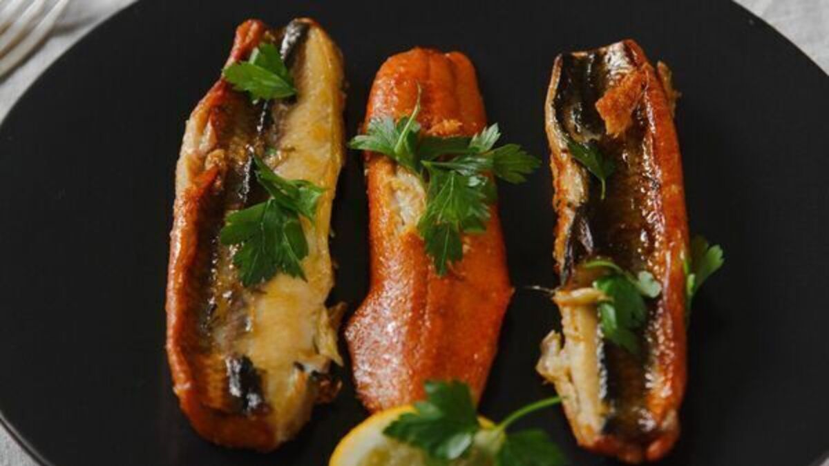 Kippers with kombu butter and toast