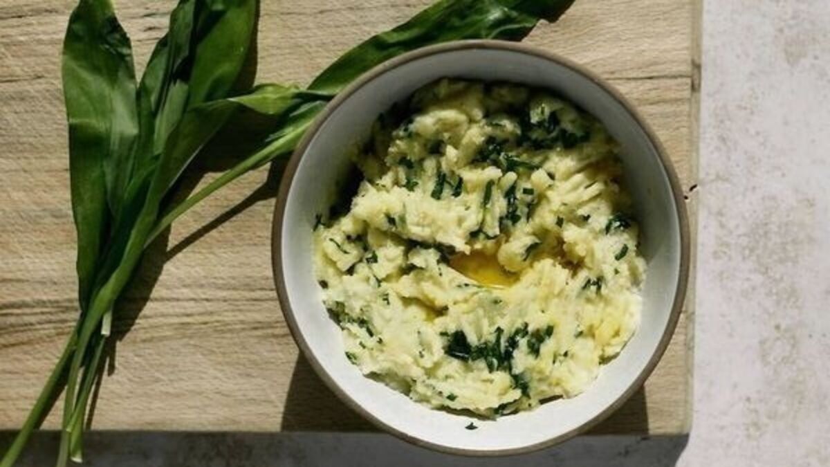 Wild garlic mash