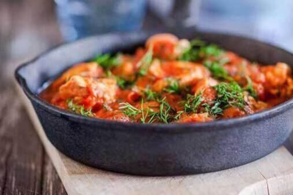 Saucepan sausage stew with fennel and lentils