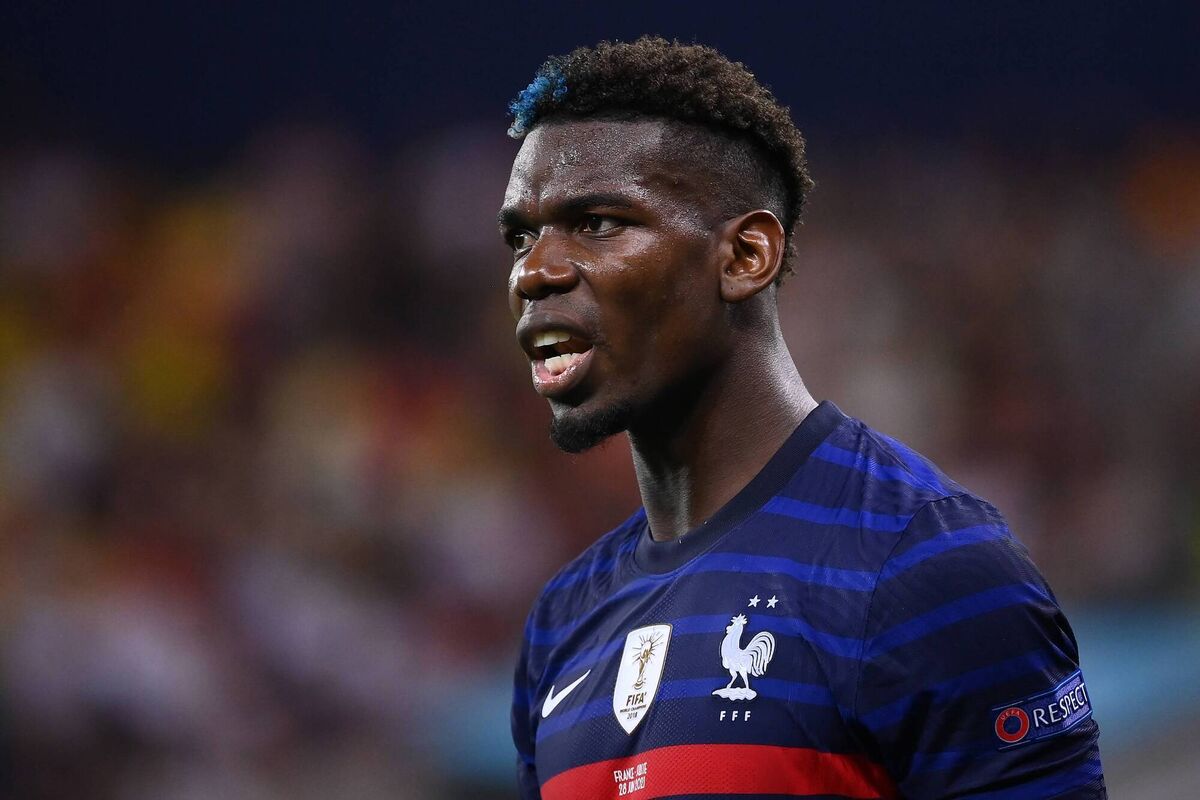 BUCHAREST, ROMANIA - JUNE 28: Paul Pogba of France looks on during the UEFA Euro 2020 Championship Round of 16 match between France and Switzerland at National Arena on June 28, 2021 in Bucharest, Romania. (Photo by Daniel Mihailescu - Pool/Getty Images) BUCHAREST, ROMANIA - JUNE 28: Paul Pogba of France looks on during the UEFA Euro 2020 Championship Round of 16 match between France and Switzerland at National Arena on June 28, 2021 in Bucharest, Romania. (Photo by Daniel Mihailescu - Pool/Getty Images)