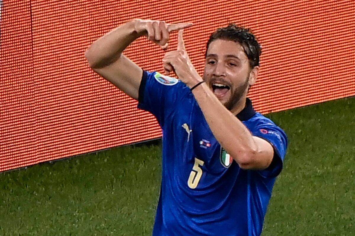 Italy's midfielder Manuel Locatelli celebrates scoring the team's first goal during the UEFA EURO 2020 Group A football match between Italy and Switzerland at the Olympic Stadium in Rome on June 16, 2021. (Photo by Riccardo Antimiani / POOL / AFP) (Photo by RICCARDO ANTIMIANI/POOL/AFP via Getty Images) Italy's midfielder Manuel Locatelli celebrates scoring the team's first goal during the UEFA EURO 2020 Group A football match between Italy and Switzerland at the Olympic Stadium in Rome on June 16, 2021. (Photo by Riccardo Antimiani / POOL / AFP) (Photo by RICCARDO ANTIMIANI/POOL/AFP via Getty Images)
