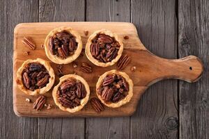 Nut cluster tarts