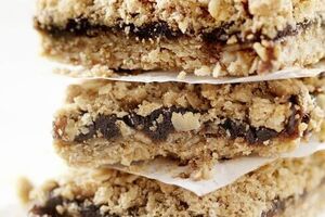 Granola bars with a fruit filled centre