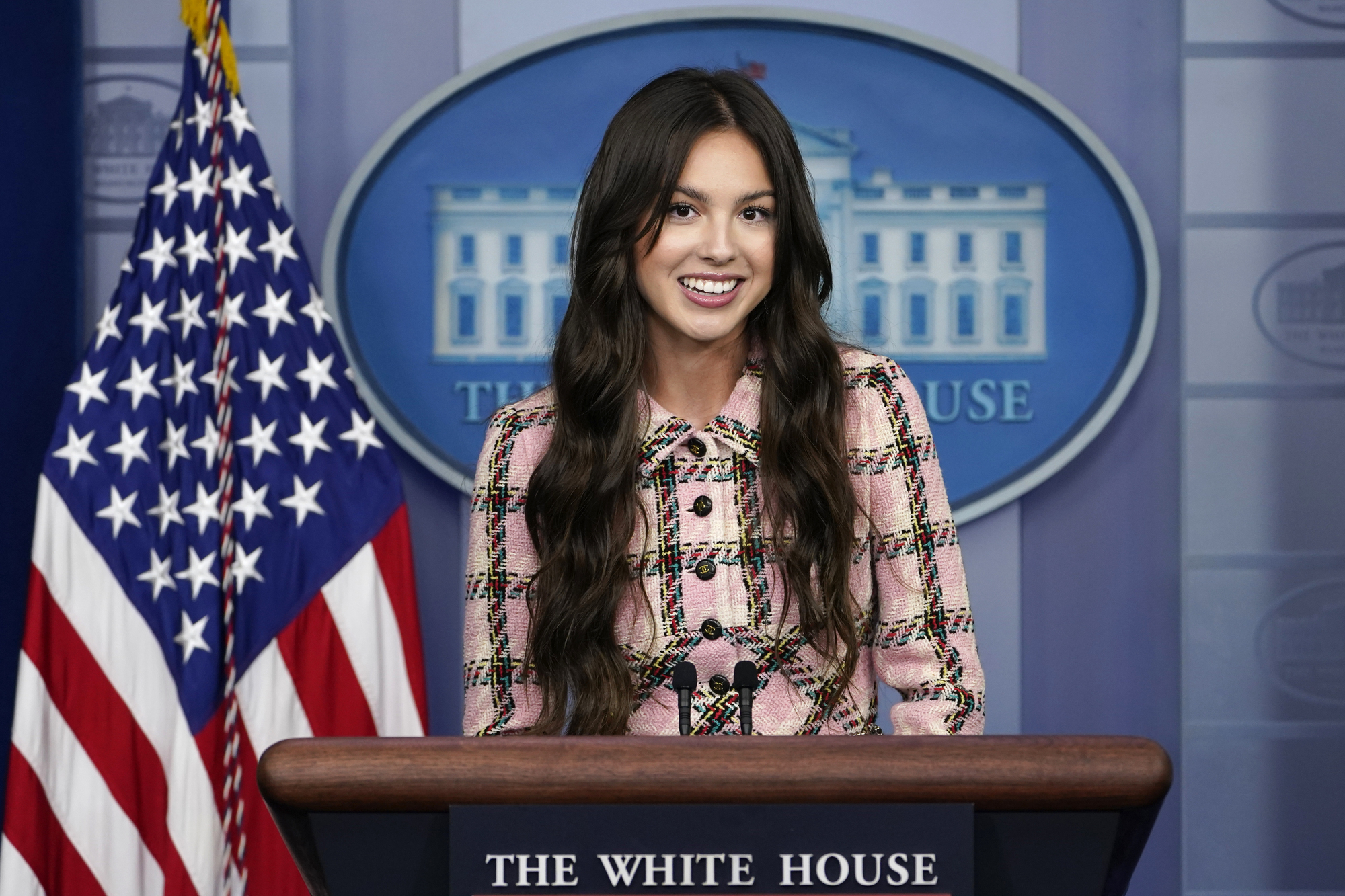 Olivia Rodrigo meets President Joe Biden to discuss youth vaccination