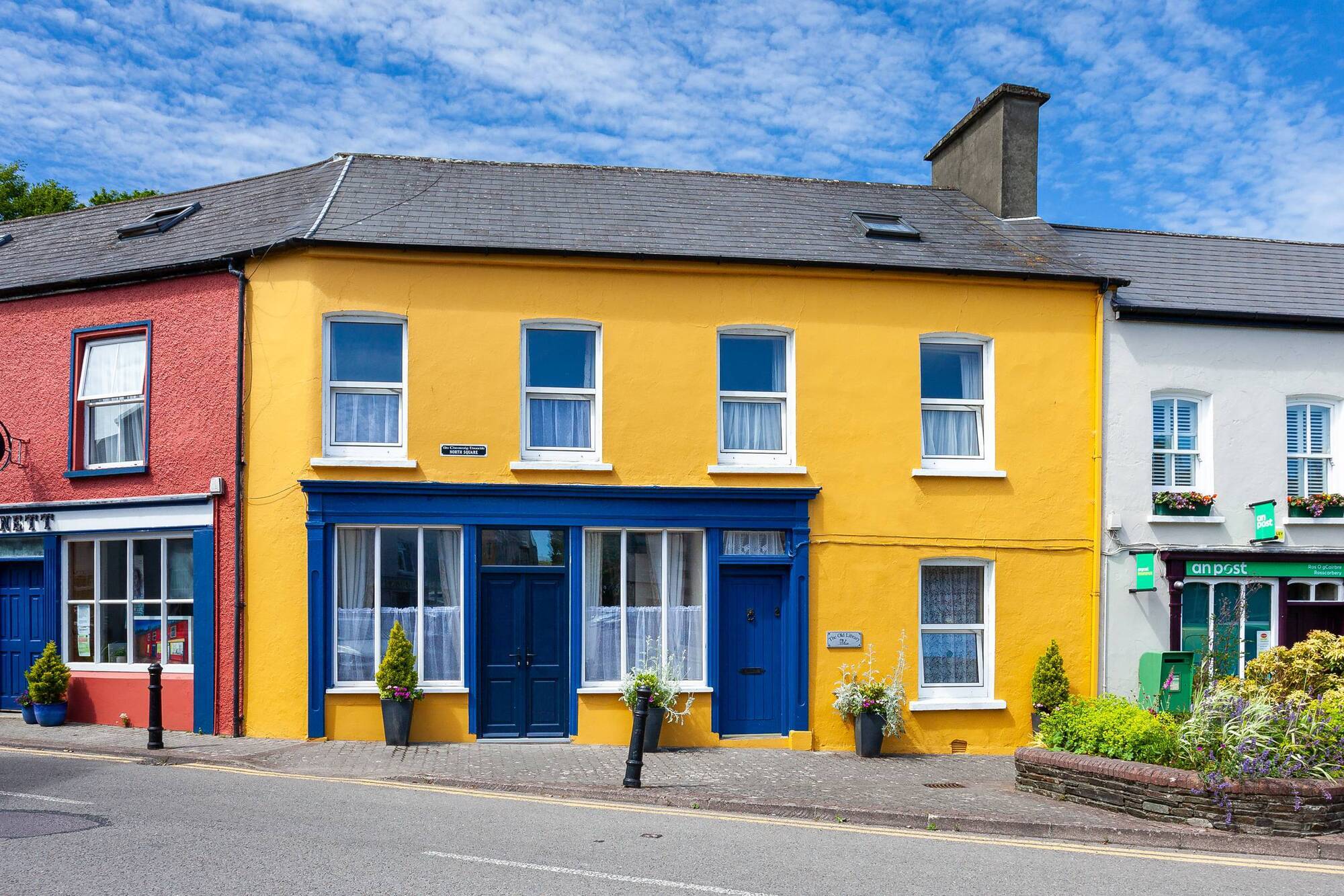 On the edge of Rosscarbery's town square, this Old Library-turned-townhouse is just the (library) ticket