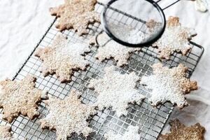 Christmas ginger biscuits