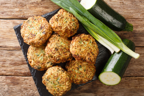 Kolokithokeftedes or courgette croquettes