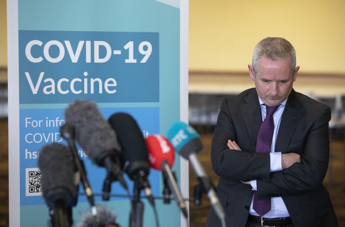 The head of the Health Service Executive (HSE) Paul Reid is warning the Delta variant remains a huge risk to the progress but believes the public can meet it head-on. The head of the Health Service Executive (HSE) Paul Reid is warning the Delta variant remains a huge risk to the progress but believes the public can meet it head-on.