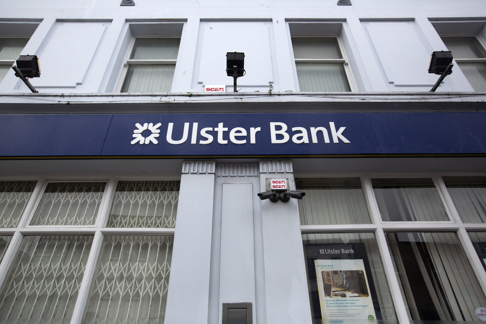 Permanent TSB to acquire 25 Ulster Bank branches and non-tracker mortgages