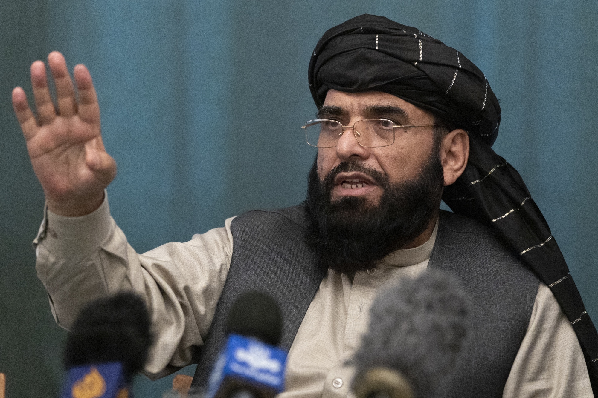 Taliban says Afghan president must go in order to reach peace deal