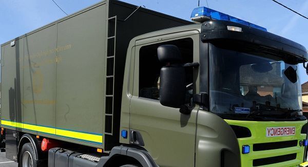 Man pushed pipe bomb to garda station in pram